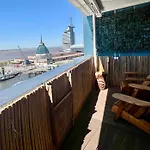 Coast House Moana